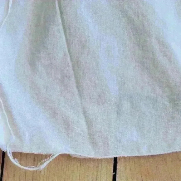 VTG-Floral Embroidered Tablecloth - 60 x 100 - Picture 7 of 7